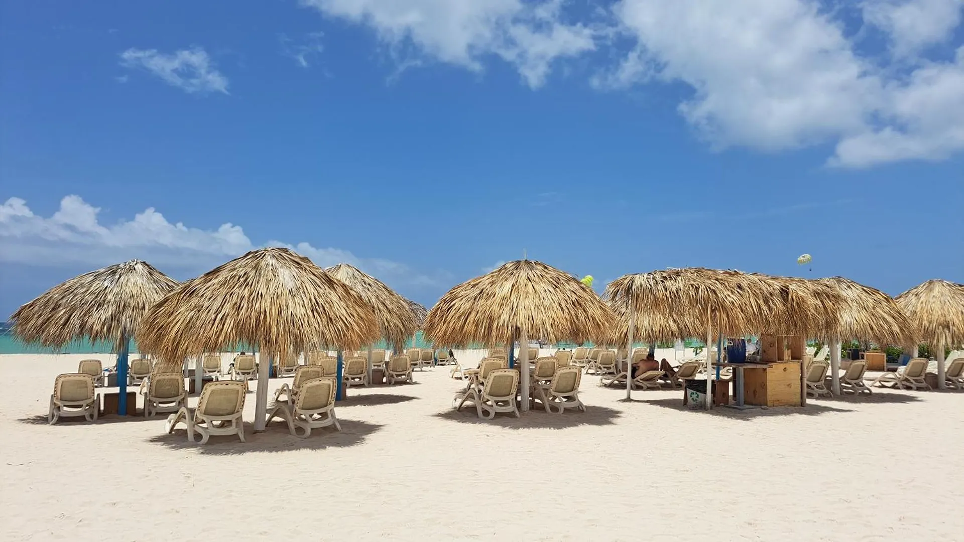 Beach Villas & Apartments Larimar Punta Cana 0*,