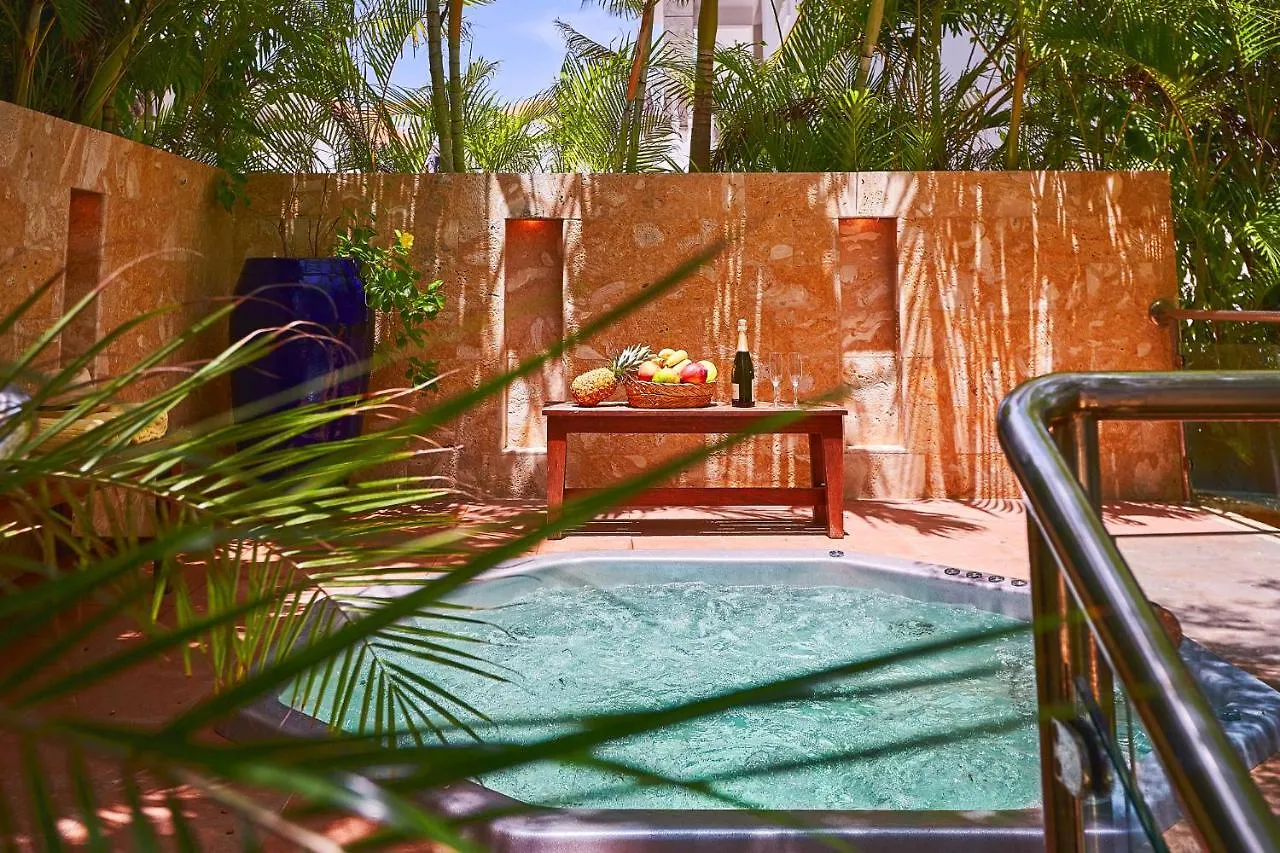 Beach Villas & Apartments Larimar Punta Cana